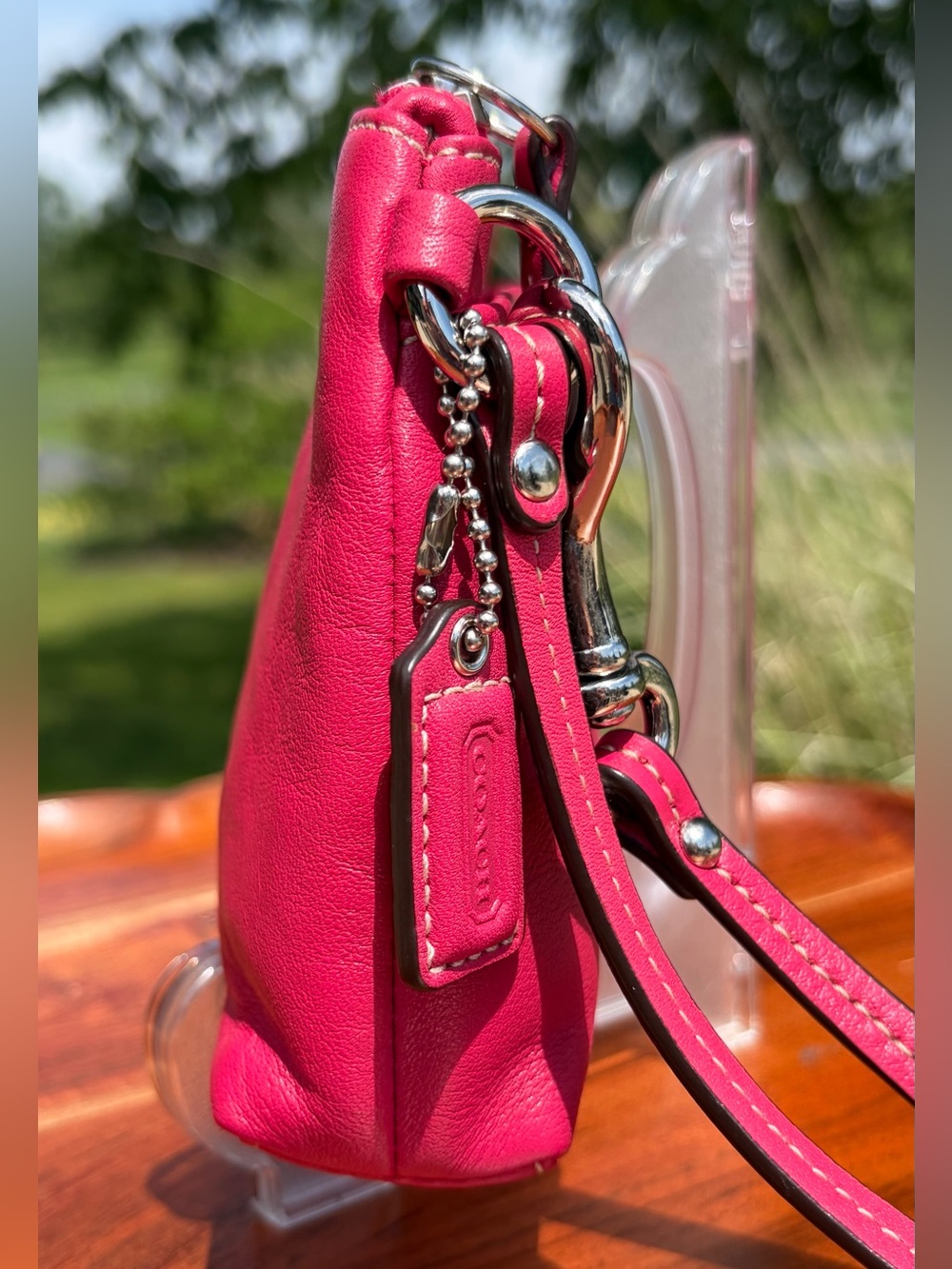 Coach Fuchsia Pink Leather Wristlet Clutch EUC - Picture 13 of 15